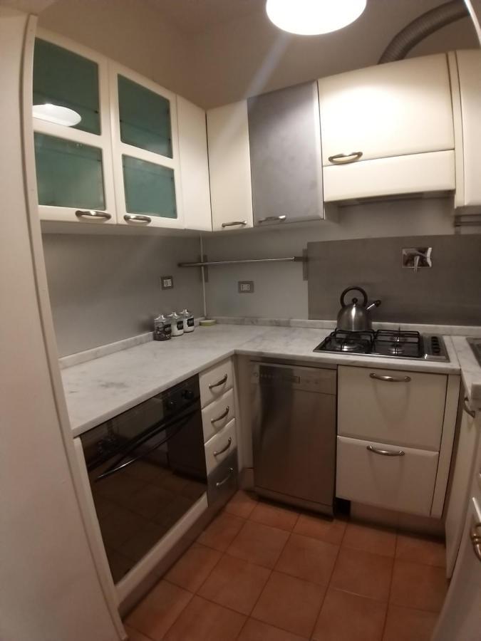 Easy Holidays - Laterano Apartment Rome Bagian luar foto